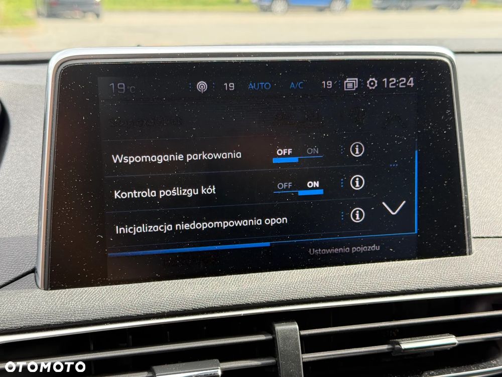 Peugeot 5008 1.6 PureTech Allure S&S EAT8 - 36