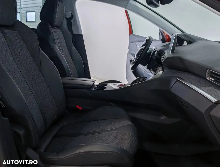 Peugeot 3008 1.2 PureTech S&S EAT8 Allure - 8