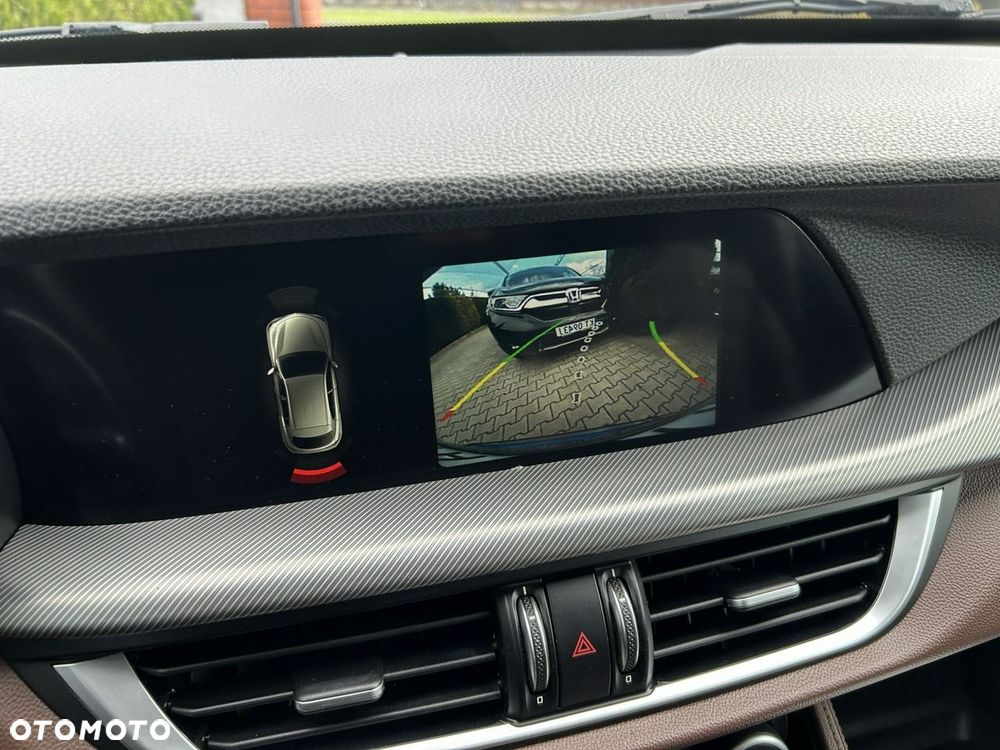 Alfa Romeo Stelvio 2.0 Turbo Executive Q4 - 25
