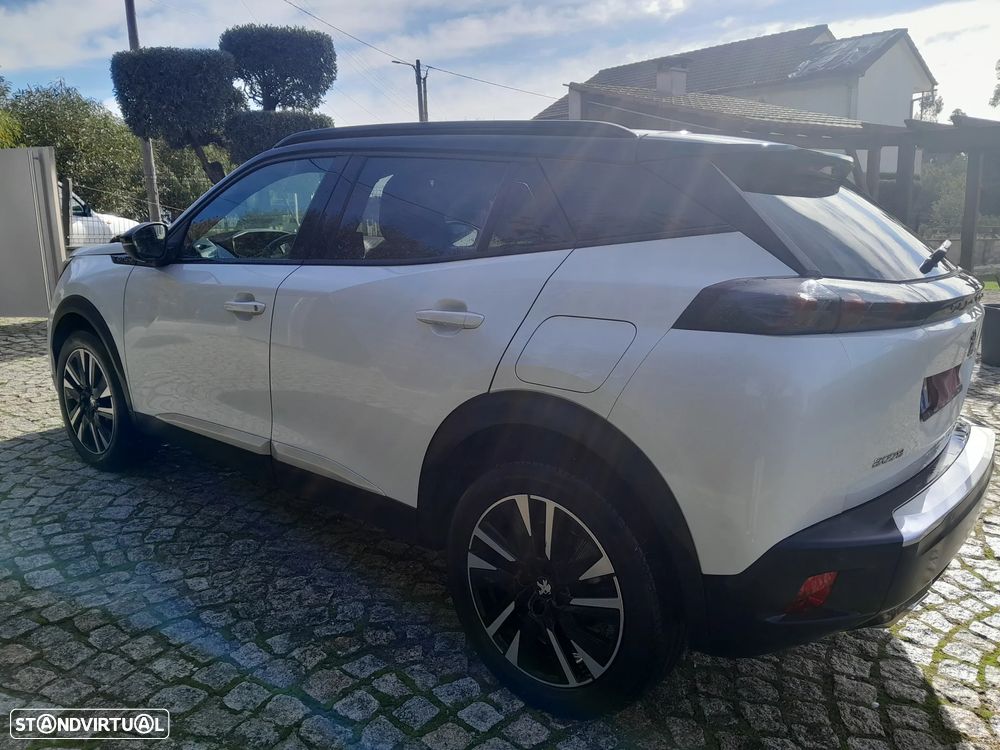 Peugeot 2008 1.2 PureTech GT Line EAT8 - 1