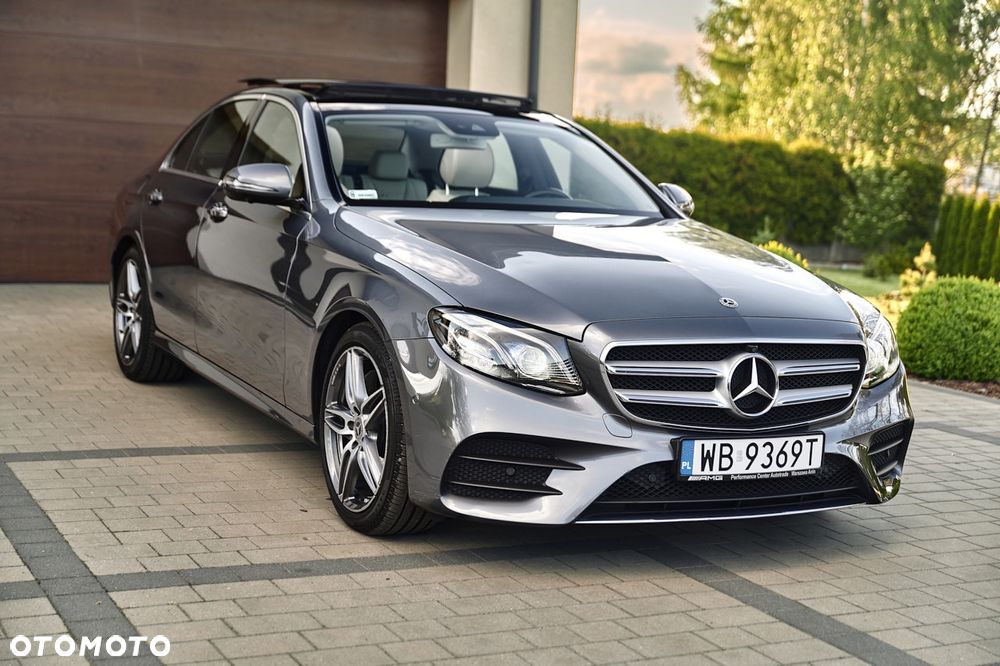 Mercedes-Benz Klasa E 220 d 4-Matic 9G-TRONIC - 6
