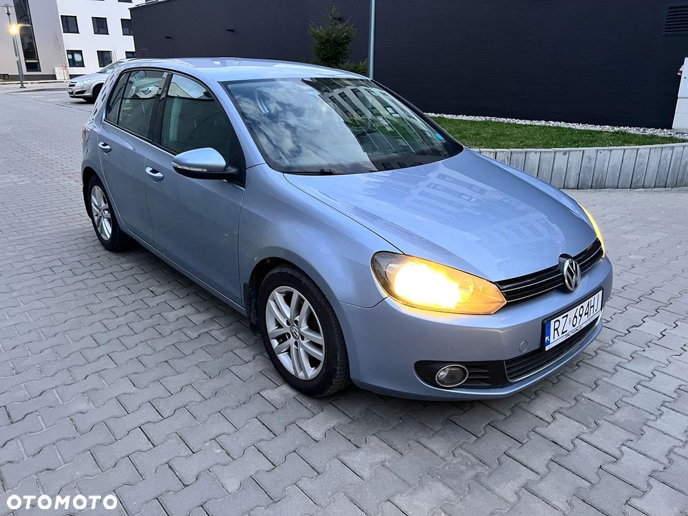 Volkswagen Golf 2.0 TDI Highline - 1