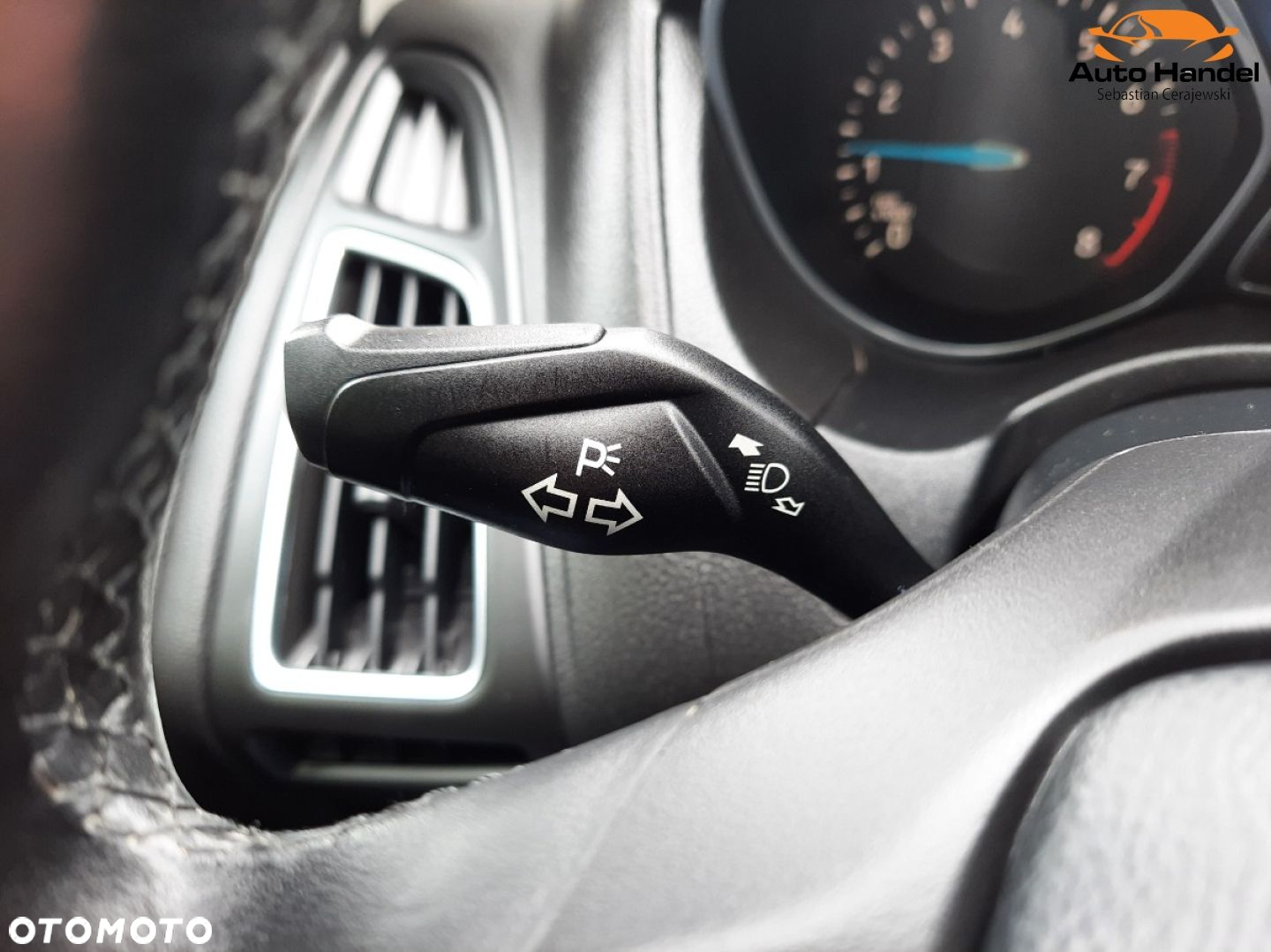 Ford Focus Turnier 1.5 EcoBoost Start-Stopp-System TITANIUM - 26