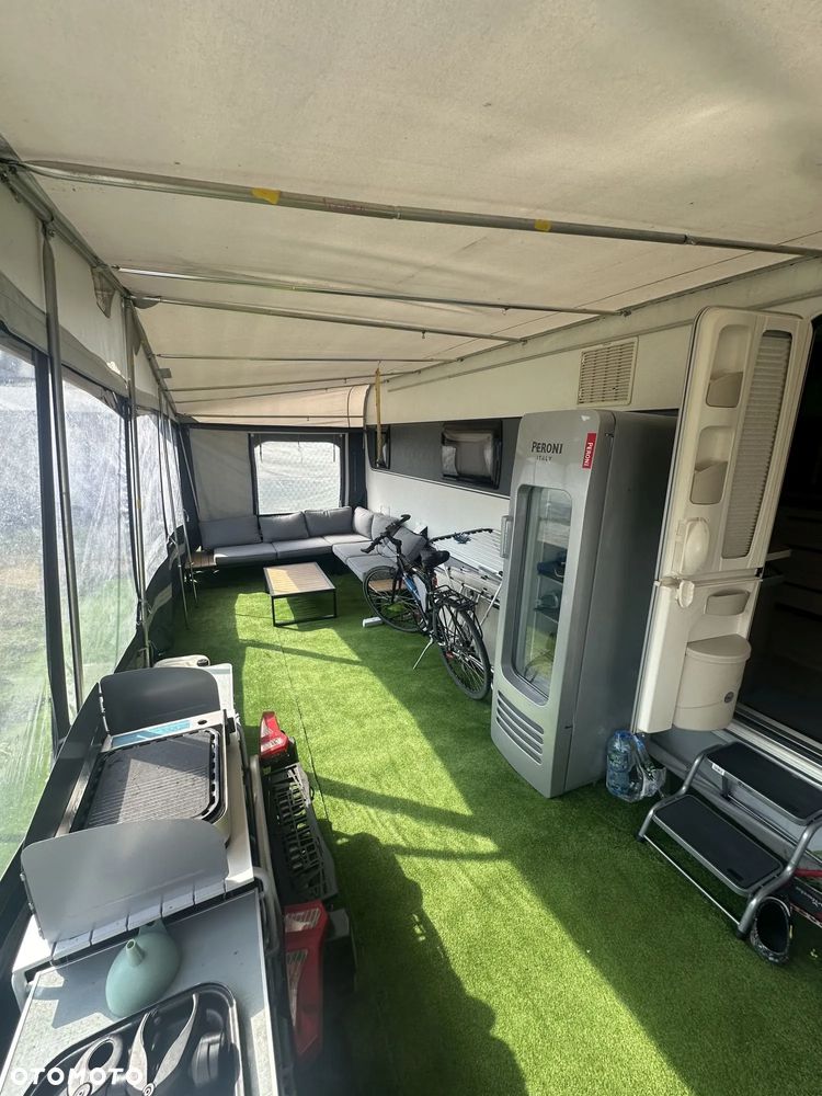 Hobby Prestige 720 - 12