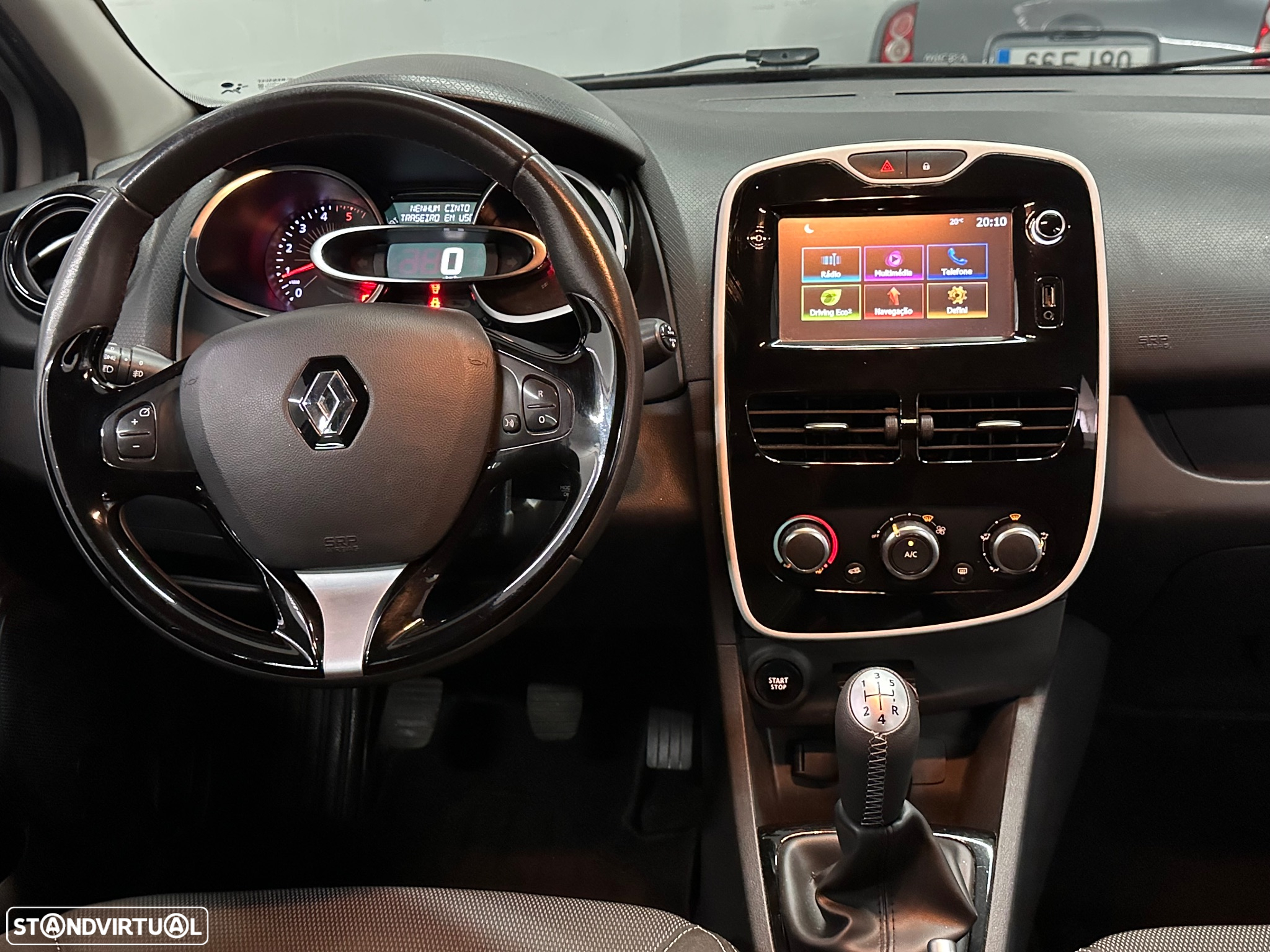 Renault Clio 1.5 dCi Dynamique S - 11