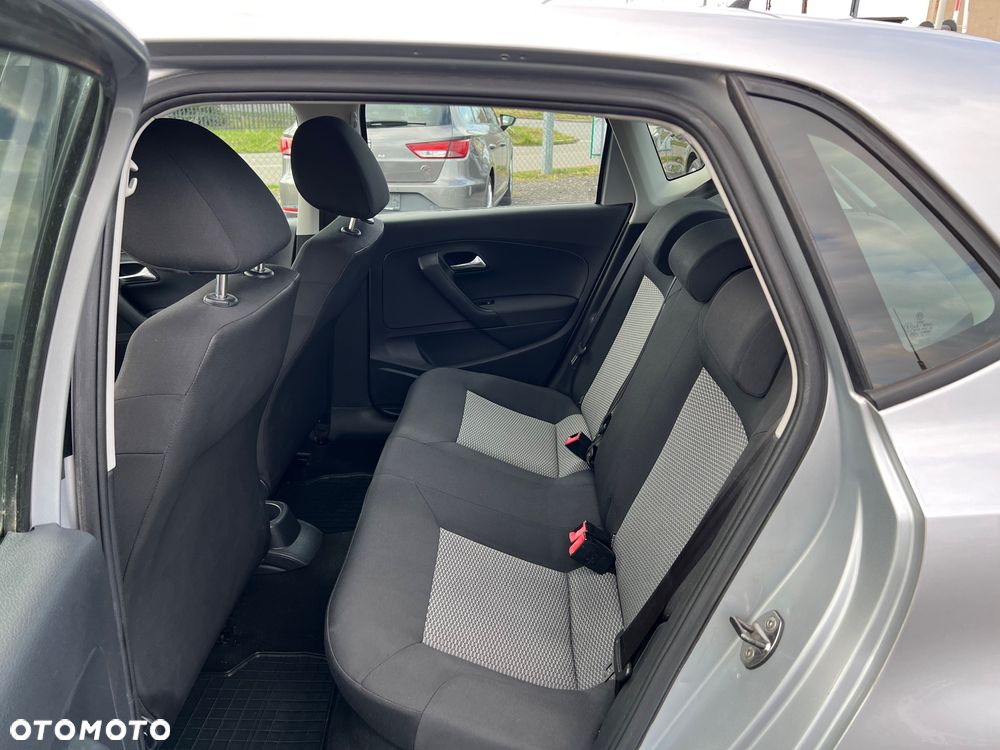 Volkswagen Polo - 14