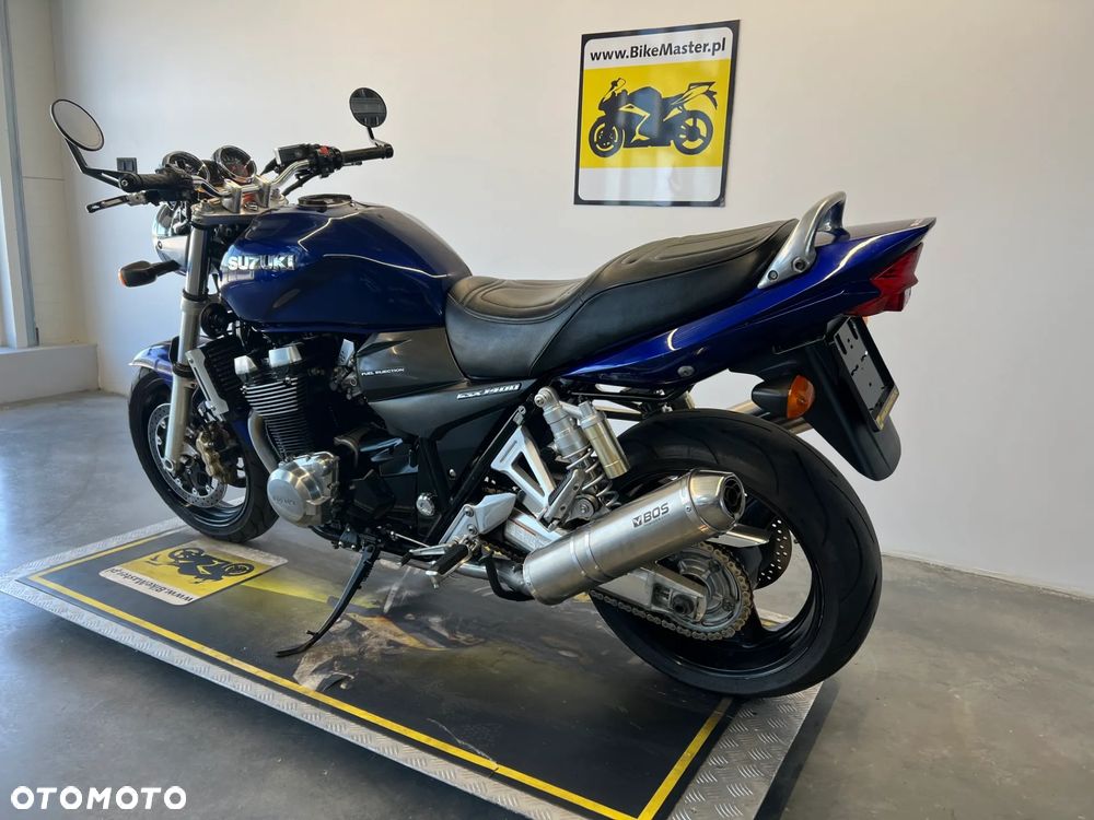 Suzuki GSX - 5