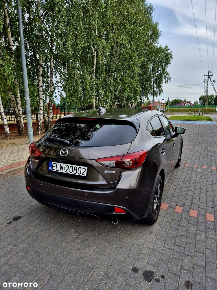 Mazda 3 - 1