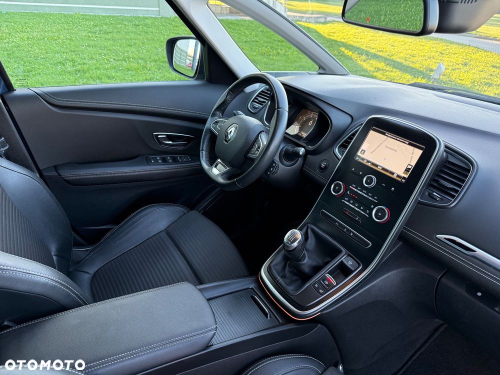 Renault Scenic ENERGY TCe 130 S&S LIMITED - 26