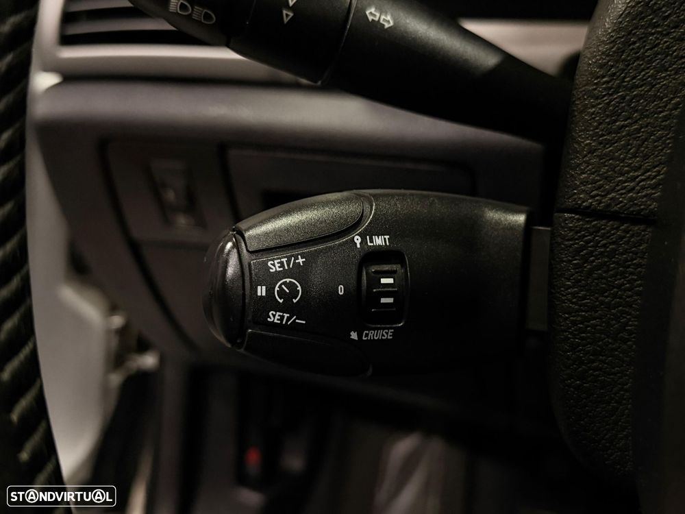 Peugeot 407 SW 1.6 HDi Premium - 16