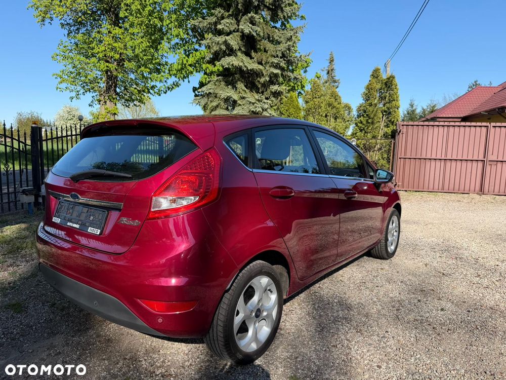 Ford Fiesta 1.25 Ghia - 6