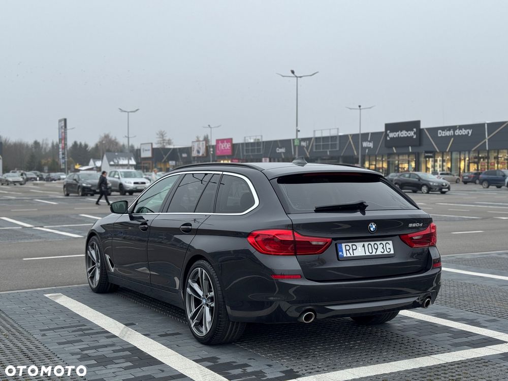 BMW Seria 5 520d - 4