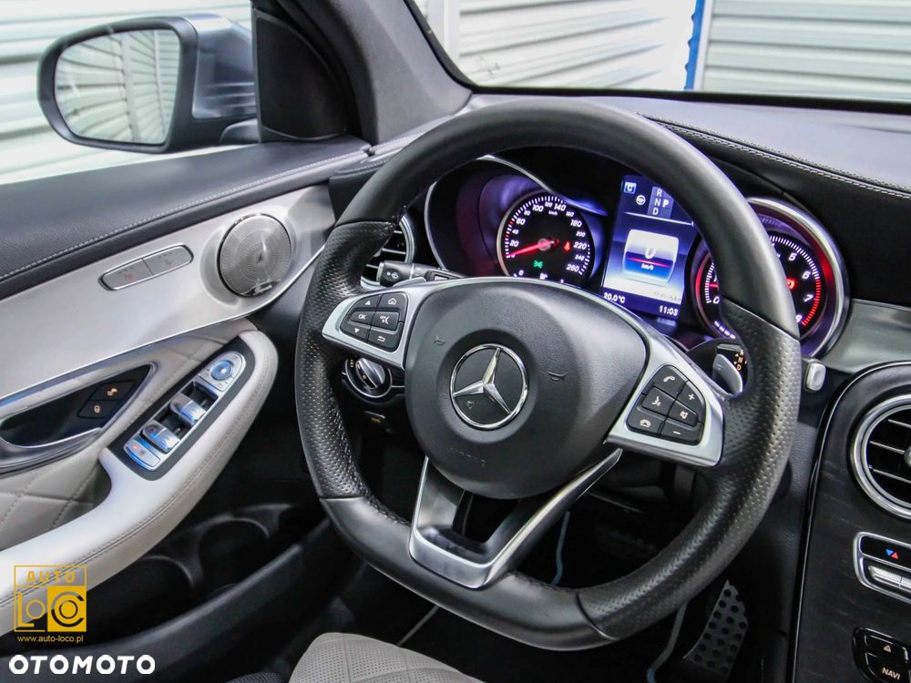 Mercedes-Benz GLC 250 4Matic 9G-TRONIC AMG Line - 27