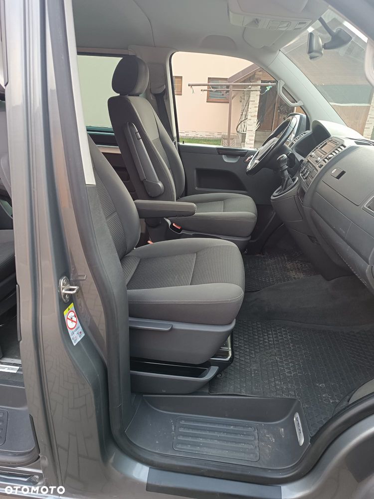 Volkswagen Multivan - 7