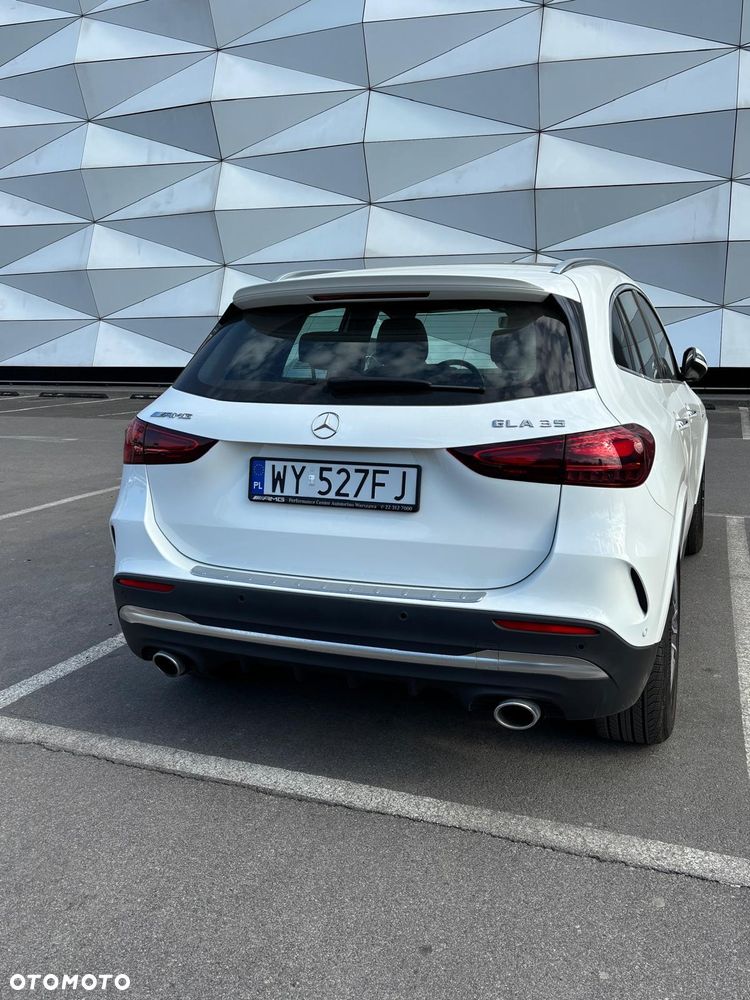 Mercedes-Benz GLA AMG 35 4-Matic - 14