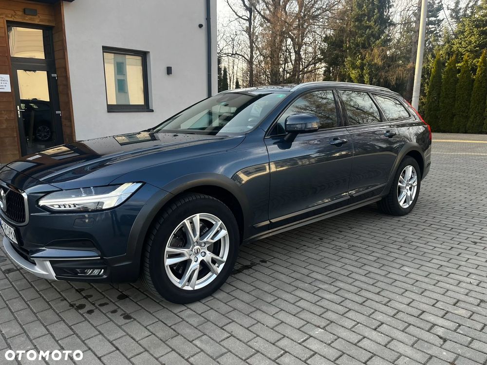 Volvo V90 D4 AWD Momentum - 3