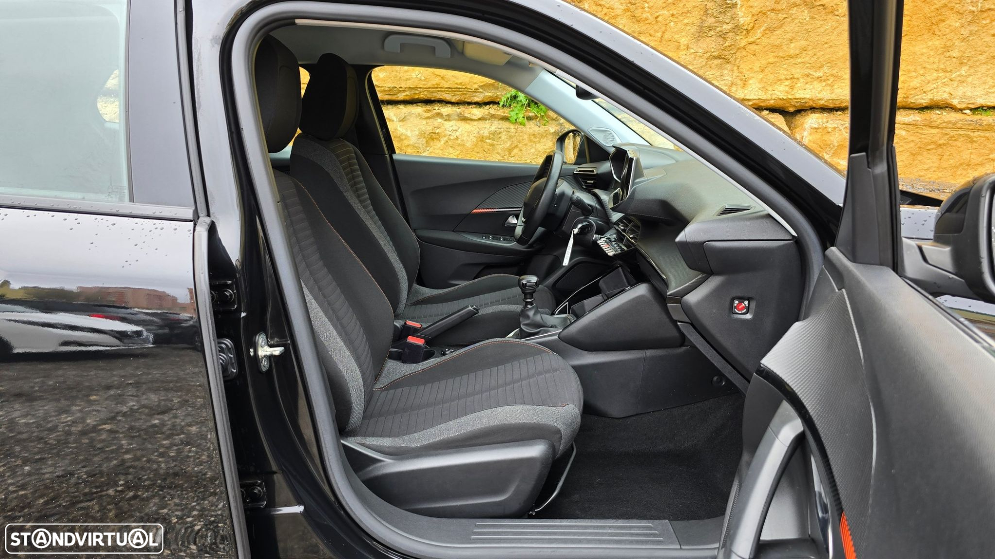 Peugeot 2008 - 40