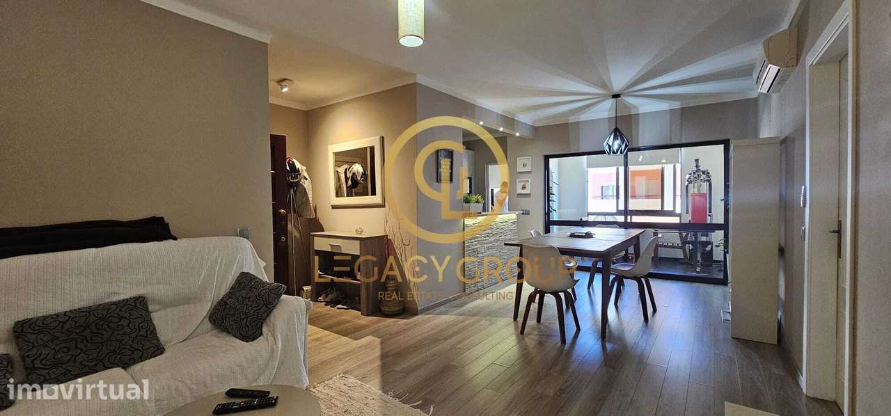 ?️ Apartamento T2 em Quarteira com Vista Mar e Garagem – A 200m da... - Grande imagem: 2/34