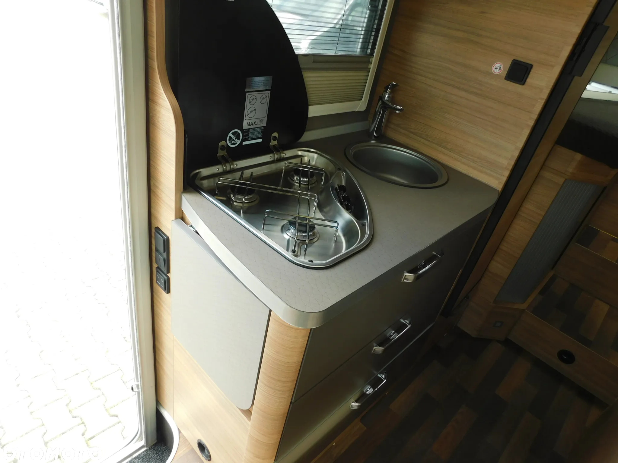 Weinsberg CaraCompact 640 MEG Pepper Suite Tempomat Aktywny Automat 170PS Led Model 2024 FV23% - 18