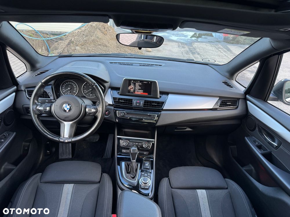 BMW Seria 2 218d Sport-Aut Sport Line - 9