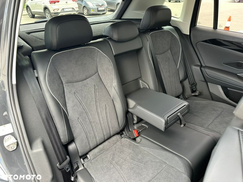 Volkswagen Tiguan 1.5 eTSI Elegance DSG - 20