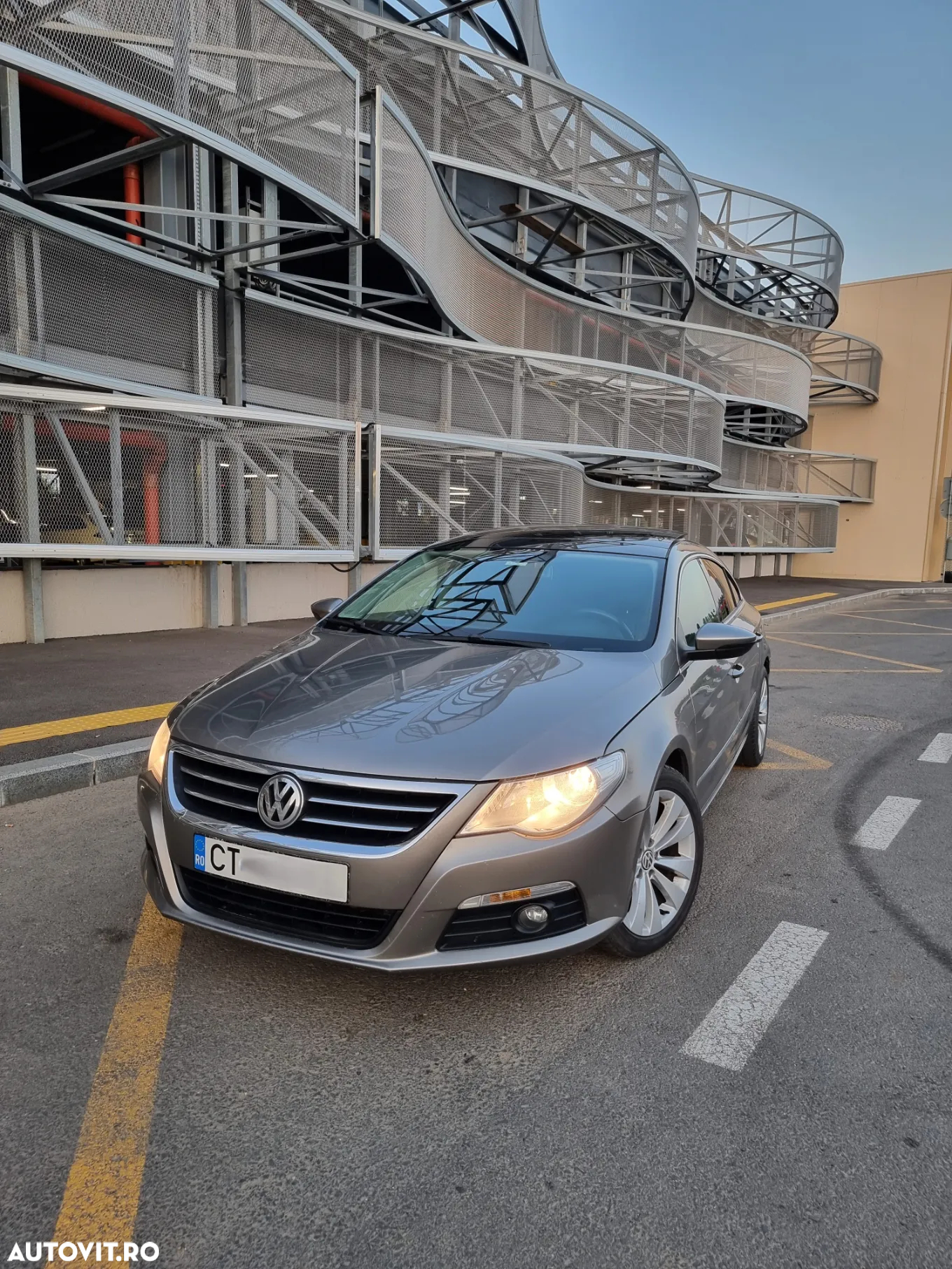 Volkswagen Passat CC 2.0 TDI DPF DSG - 4