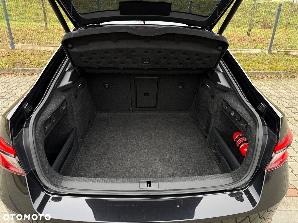 Skoda Superb 2.0 TDI SCR Ambition - 27