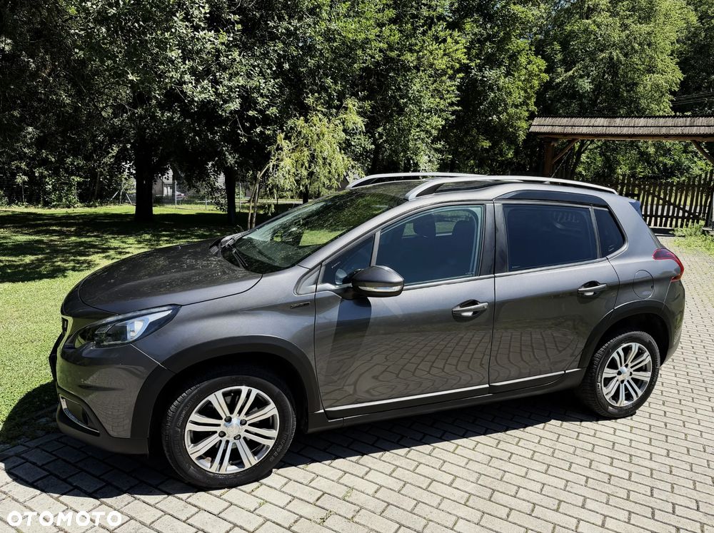 Peugeot 2008 PureTech 130 Stop&Start EAT6 Allure - 4