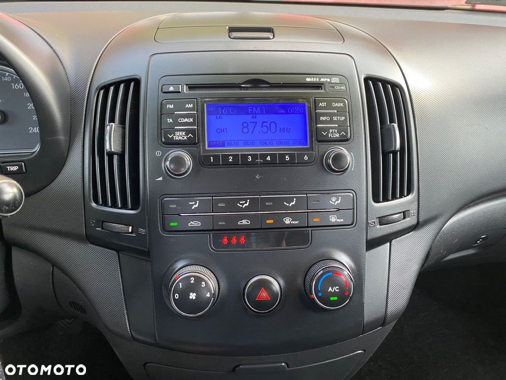 Hyundai i30 1.6 CRDi Base - 31
