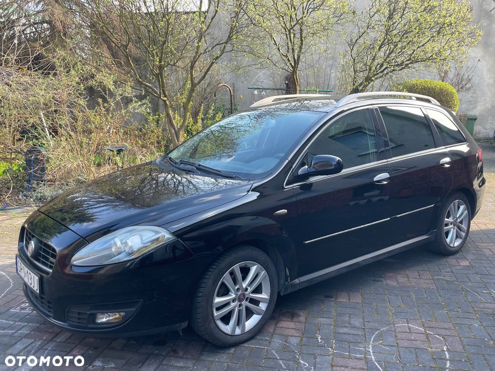 Fiat Croma 1.9 JTD Emotion - 2