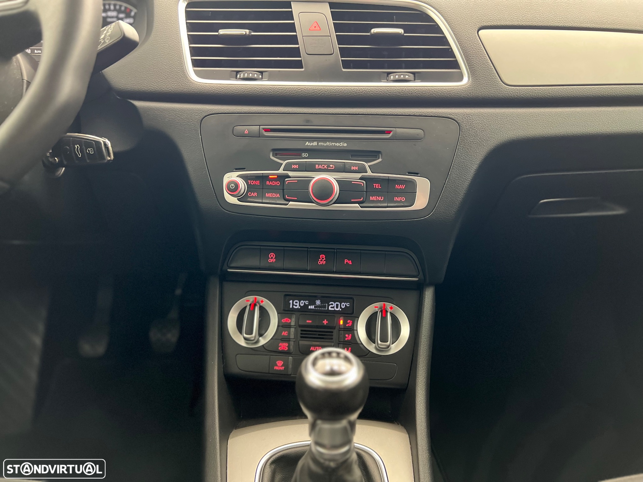 Audi Q3 2.0 TDI Attraction - 15
