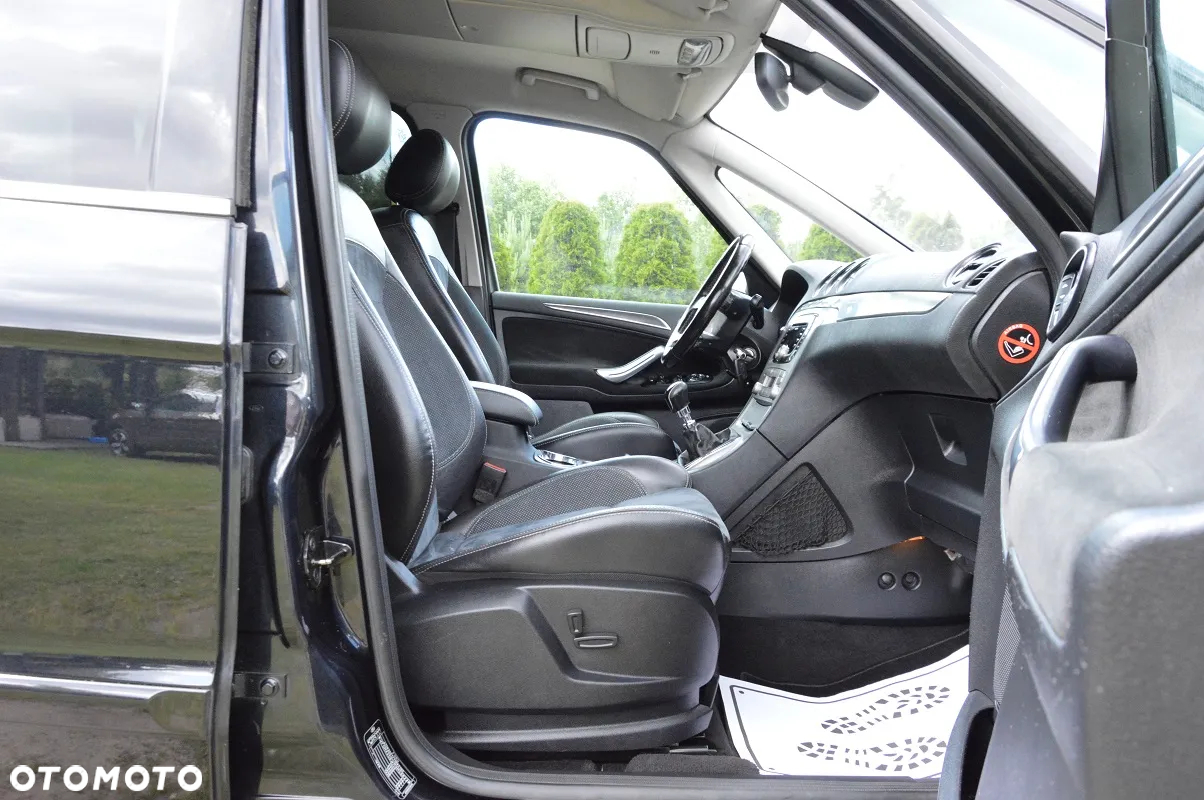 Ford Galaxy 2.0 TDCi Titanium - 34