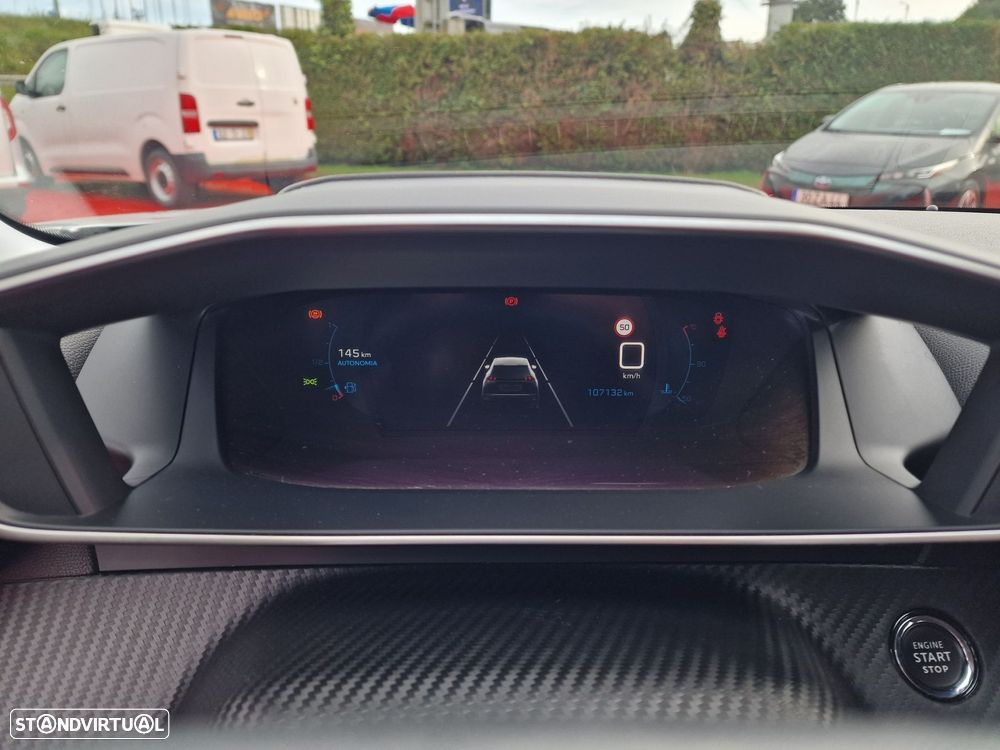 Peugeot 2008 1.5 BlueHDi Allure - 22