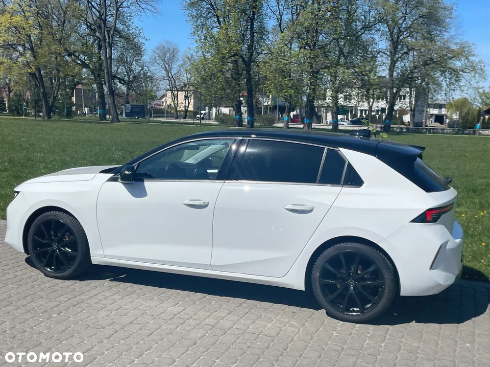 Opel Astra 1.2 Turbo Business Edition - 12