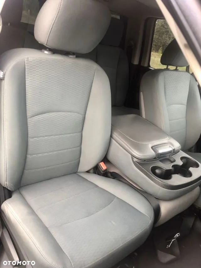 Dodge RAM 1500 5.7 4x4 - 14