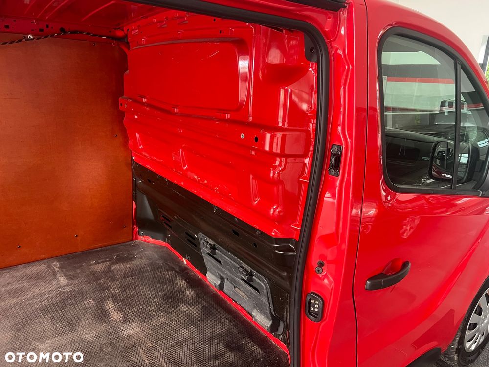 Renault Trafic - 30