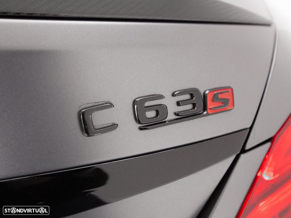 Mercedes-Benz C 63 AMG S - 22