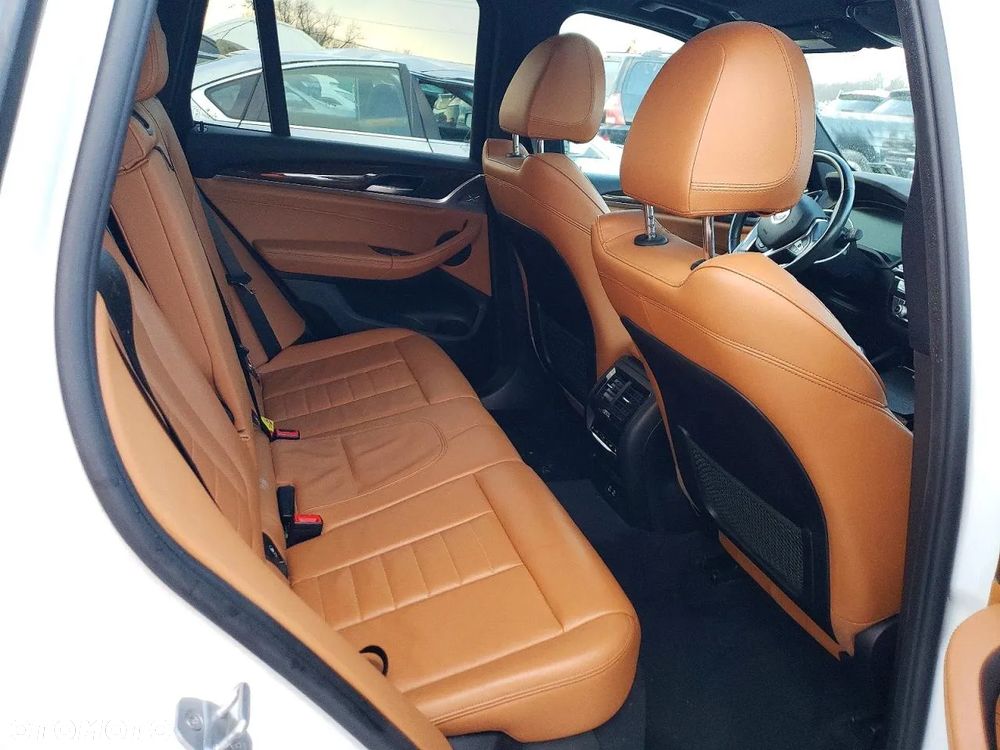 BMW X3 xDrive30i GPF xLine sport - 10