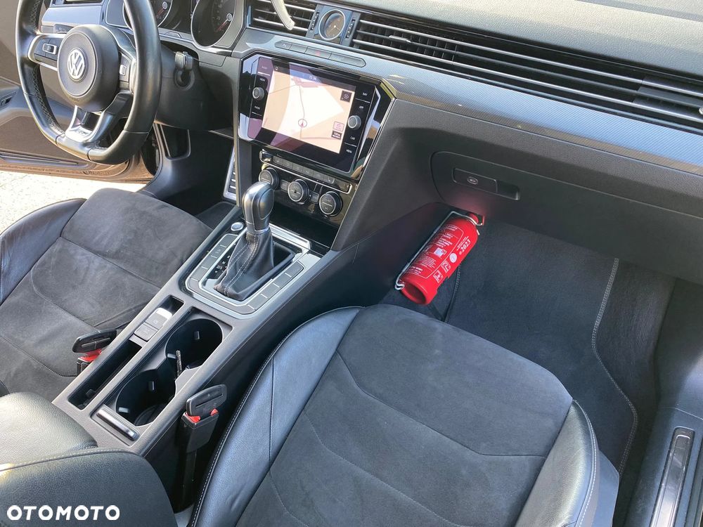 Volkswagen Arteon 2.0 TDI SCR DSG R-Line - 16