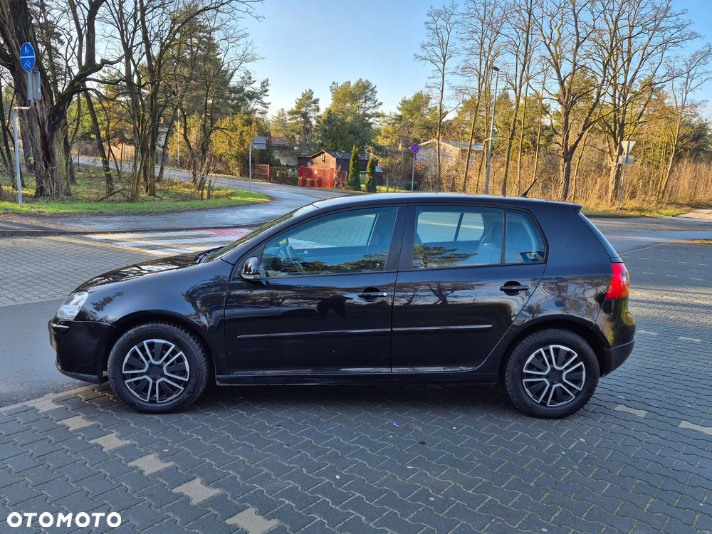 Volkswagen Golf 2.0 FSI Comfortline - 11