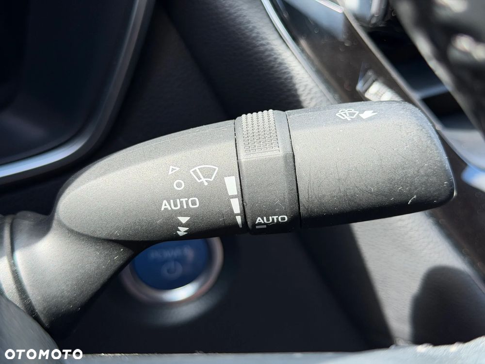 Toyota Corolla 1.8 Hybrid GPF Executive - 15