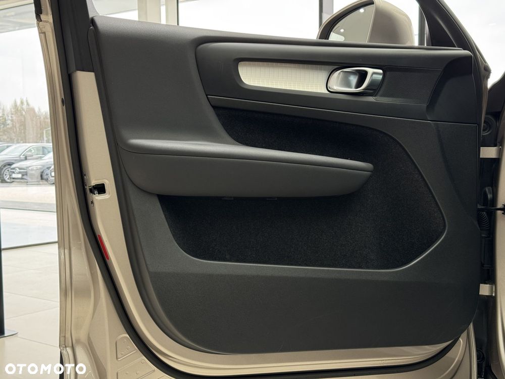 Volvo XC 40 - 12
