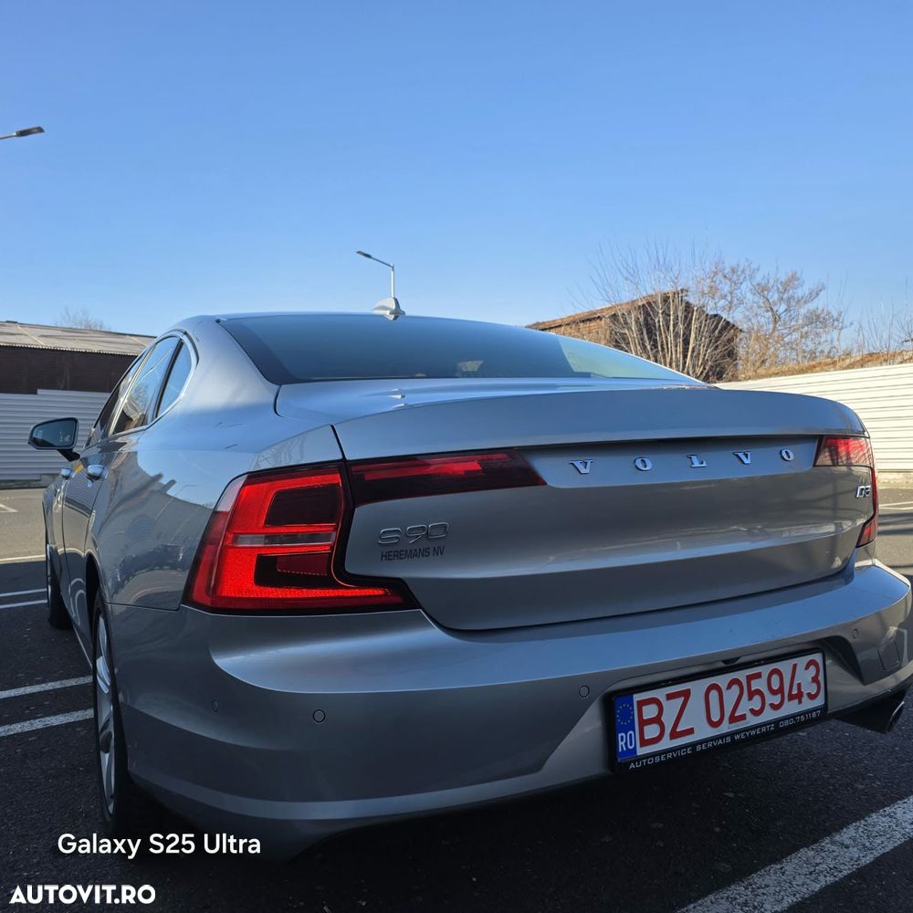 Volvo S90 D3 Geartronic Momentum Pro - 8
