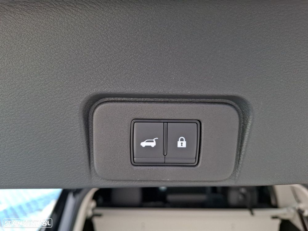Nissan X-Trail 1.5 e-Power Evolve — fotografia 32