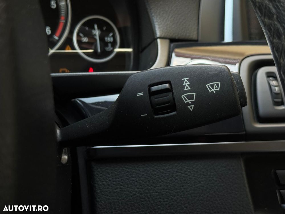 BMW Seria 5 520d - 19