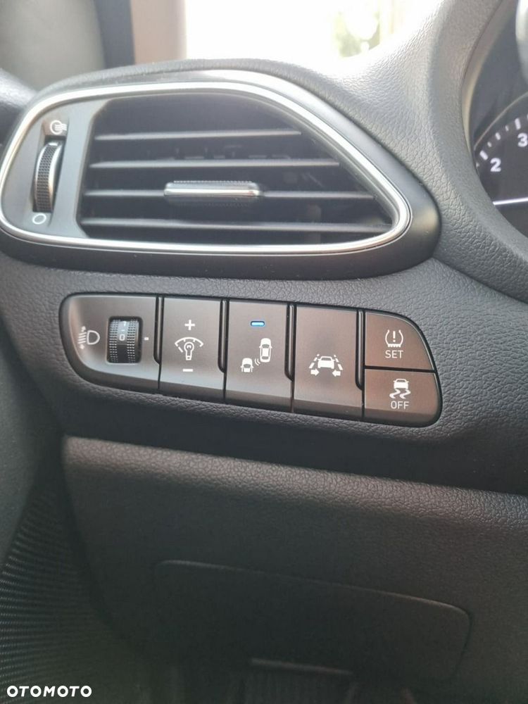 Hyundai i30 - 17