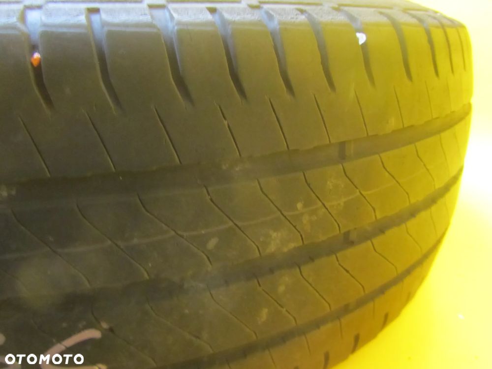 Opona Michelin Agilis  235/65 R16C - 2