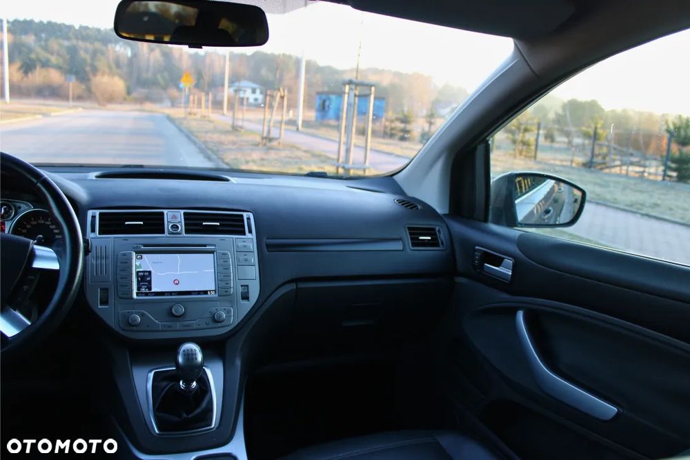 Ford Kuga 2.0 TDCi Titanium - 27