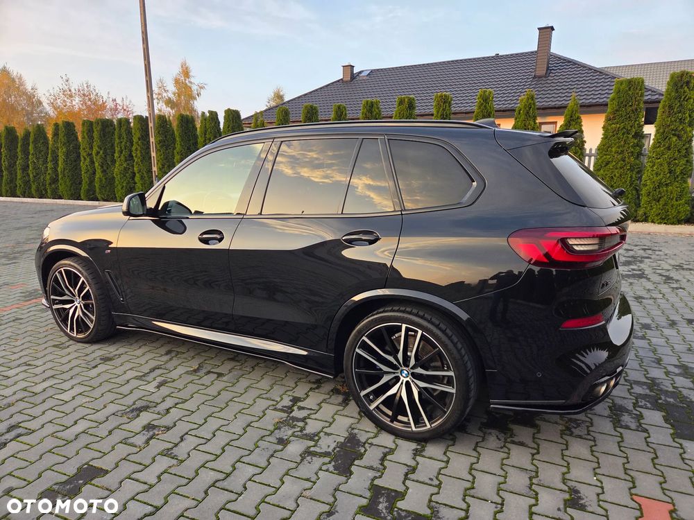 BMW X5 M50i - 4
