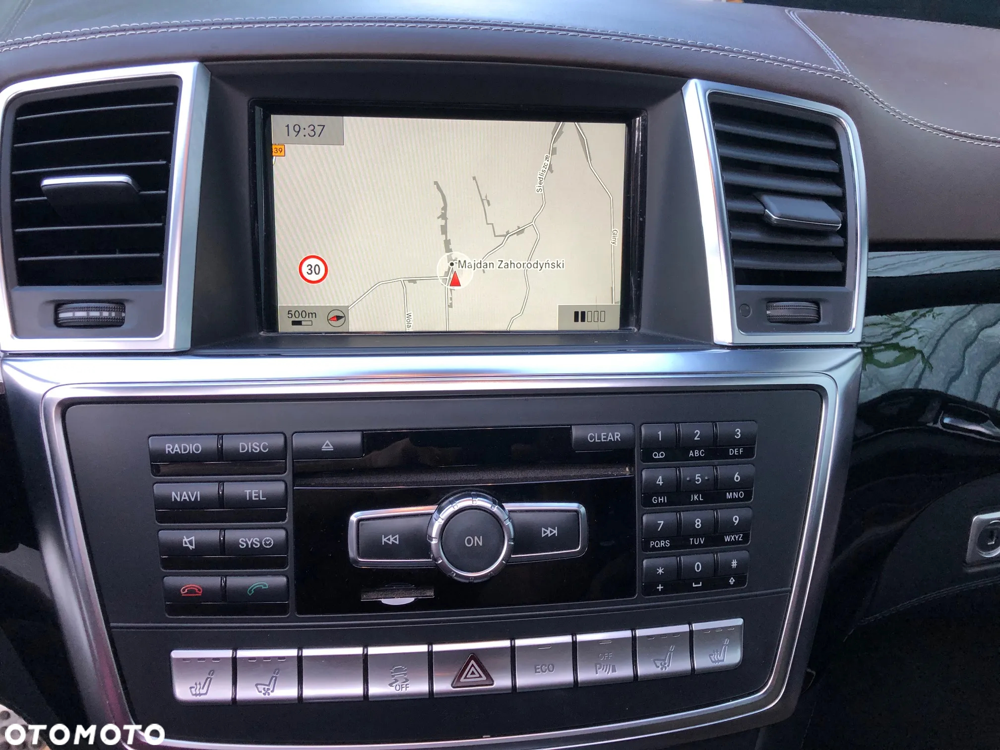 Mercedes-Benz ML 350 BlueTec 4-Matic - 30